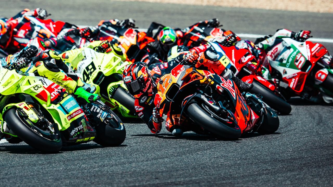 FIRST 2025 SPRINT POINTS FOR VIÑALES IN JEREZ AND POSITIVE PACE FOR BASTIANINI AHEAD OF SUNDAY